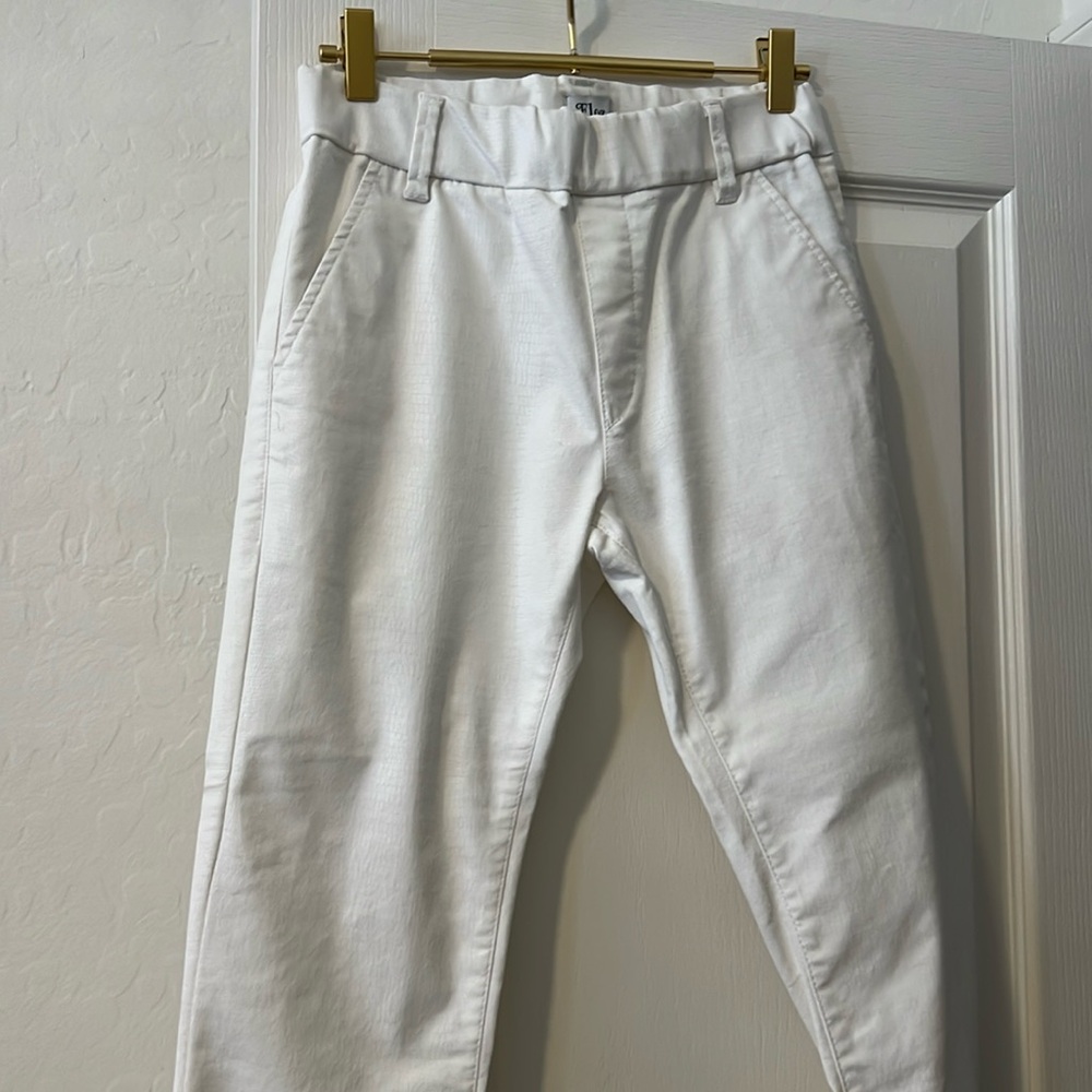 Bevy flog size 25 white snake skin pants
